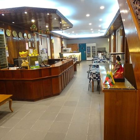 Chit Sayar Hotel 양곤 외부 사진