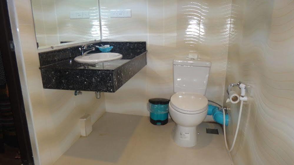 Chit Sayar Hotel 양곤 외부 사진