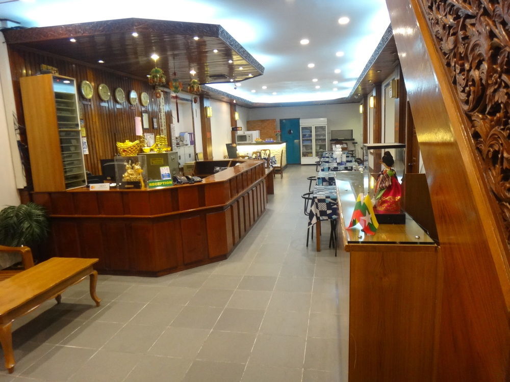 Chit Sayar Hotel 양곤 외부 사진
